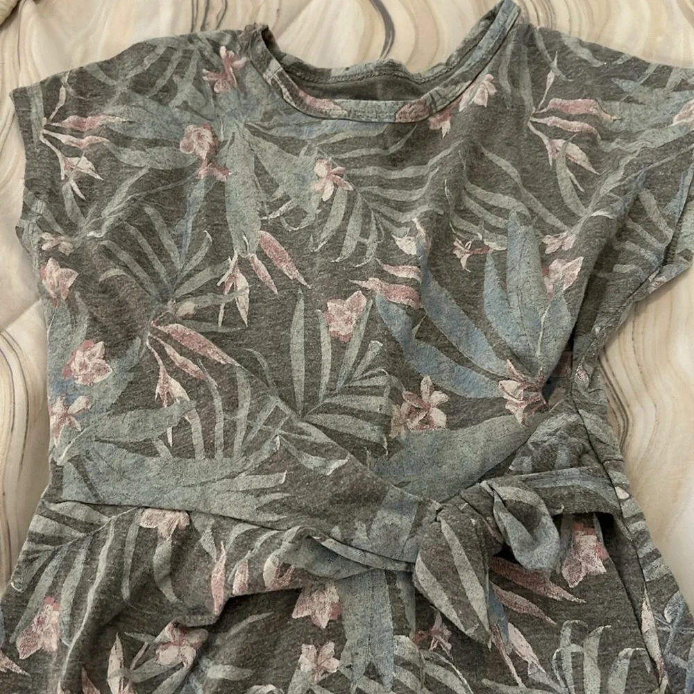 EUC Grayson Threads Gray Tropical Print Dress Size 6/6x